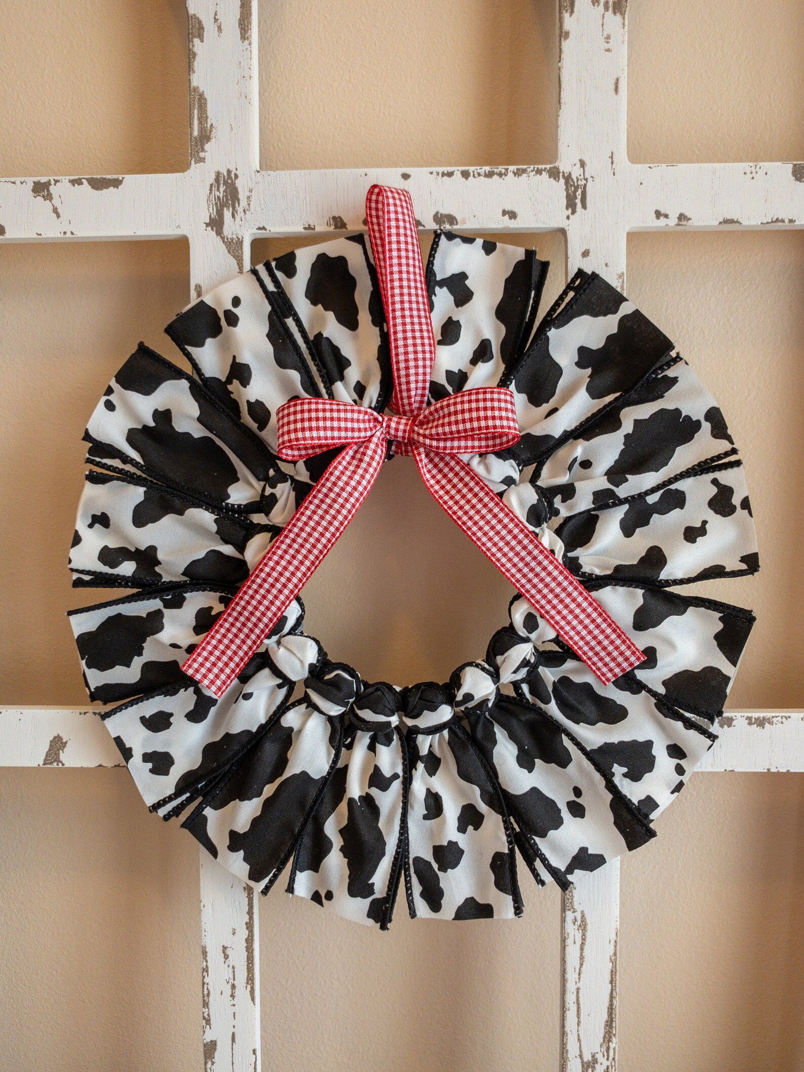 Small Cow Print Wreath Cow Decor Cowhide Decor Farm Kitchen Etsy
