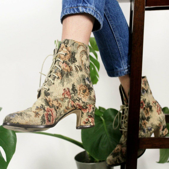 Vintage Tapestry Floral Heeled Ankle Boots Size 6