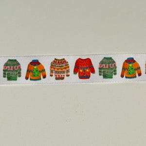 クリスマスリボン：25mm、クリスマスジャンパーリボン。楽しいクリスマスリボン、片面、長さ1メートル
