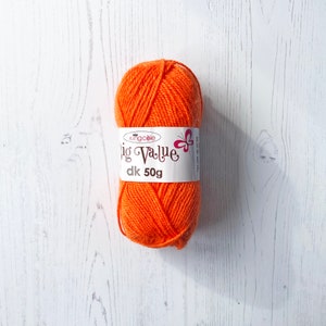 DK Yarn: Orange, Big Value, 50g. Light Worsted King Cole Big Value Yarn in Orange. Toy Knitting Wool