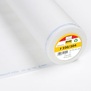 Könnte beinhalten: Eine Rolle weißer Vlieseline F 220/304 thermoklebbarer Einlage, 100% R-PES, 90 cm x 25 m.