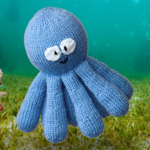 Patron de tricot : Octopus et Squid Toys en DK Yarn. Créatures marines amusantes à tricoter en fil DK. Modèle de tricot de jouet inhabituel image 5