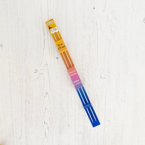 Knitting Needles: 2.75mm Aluminium Knitting Needles, 30cm long. Pair of Pony Single Pointed Metal Knitting Pins UK Size 12, US 2