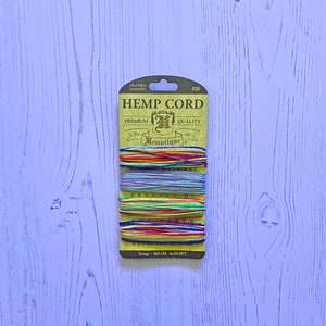 Cordón de cáñamo: 4 x 9,1 m, 1 mm de ancho. Cordón de cáñamo 100 % Hemptique. Variegated #2 - Tonos multicolor. Ecológico, sostenible y biodegradable.