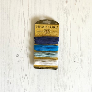 Cordón de cáñamo: Azul y blanco. 4 x 9,1 m, 1 mm de ancho. Cordón 100 % cáñamo Hemptique. Tide Pool. Ecológico, sostenible y biodegradable.