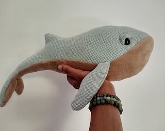 Megattera / Balena di peluche / Creature marine / Animale di pezza fatto a mano / Balena morbida / Amore subacqueo / Arredamento della scuola materna - Lino