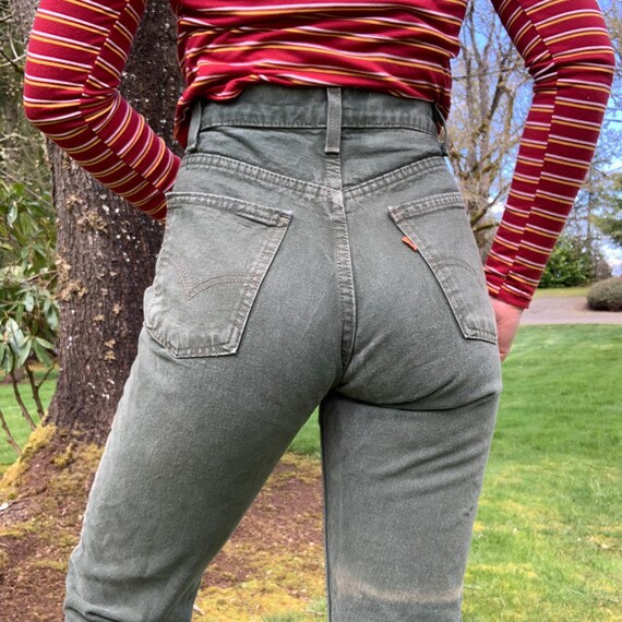 Vintage 90s Green Levi’s Jeans