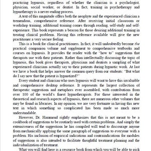 Puede incluir: Una p&aacute;gina en blanco y negro de un libro con el t&iacute;tulo "Pr&oacute;logo" y texto sobre hipnoterapia. El texto trata sobre la importancia de la formaci&oacute;n en psicoterapia e hipnoterapia, y c&oacute;mo este libro puede ser un recurso valioso para los cl&iacute;nicos.