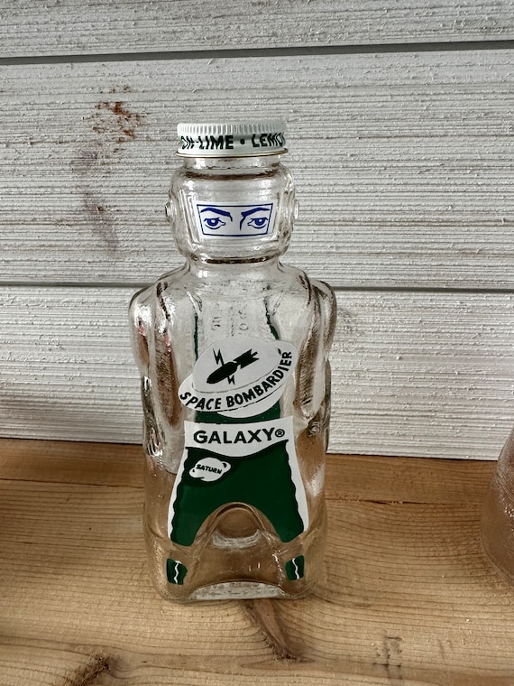 Galaxy Spaceman Green Syrup Bottle - Etsy