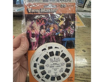 1986 Hasbro #4213 Set de carretes View-Master 3D Barbie y los Rockeros NRFB