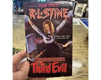 Fear Street Cheerleaders The Third Evil 1992 R.L. Stine First Edition Horror