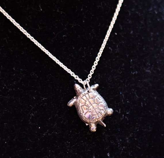 Etsy shop turtle necklace