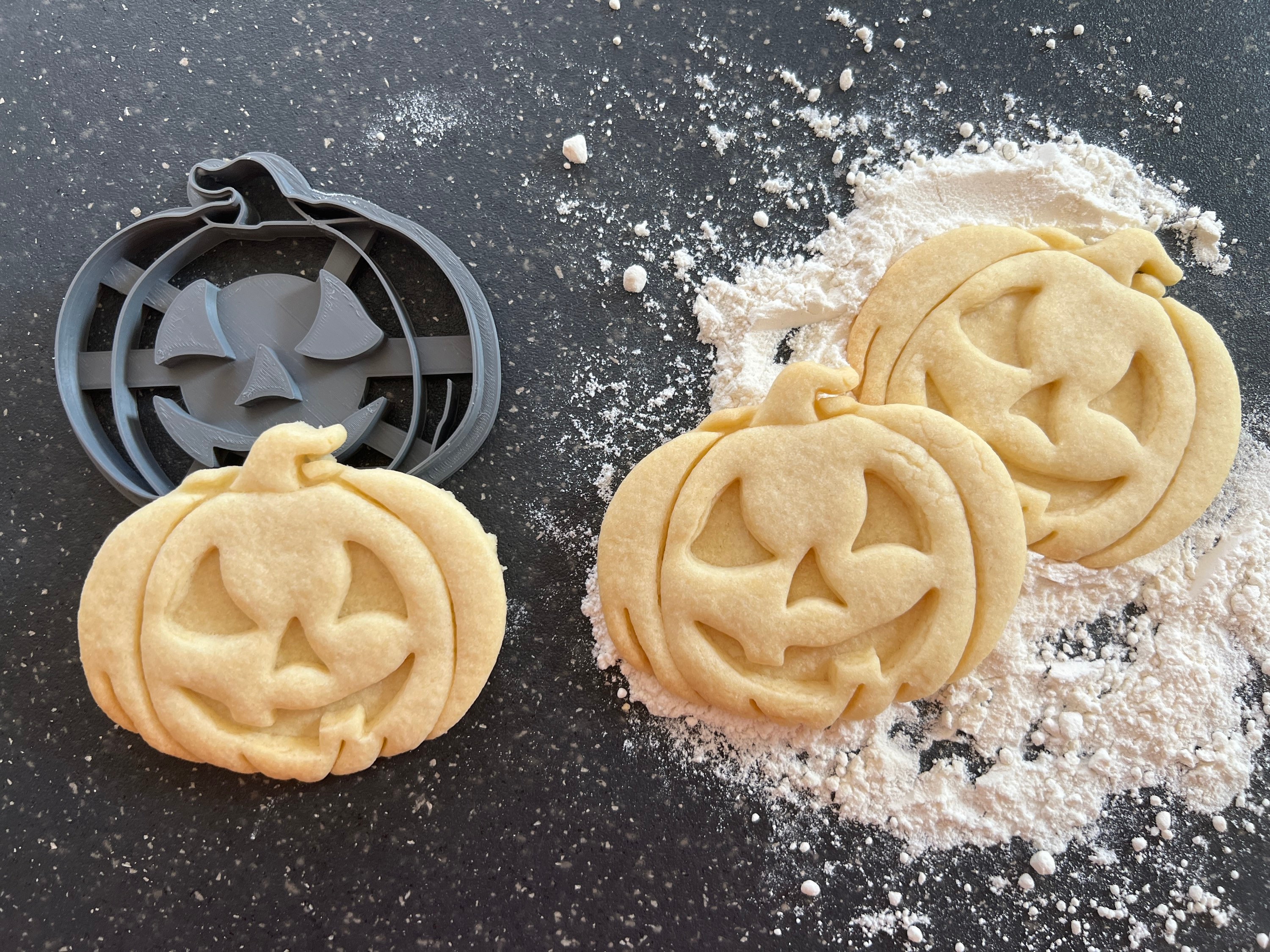 Halloween pumpkin cookie cutter / cookie stamp