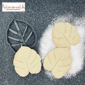 Monster leaf cookie cutter / cookie stamp