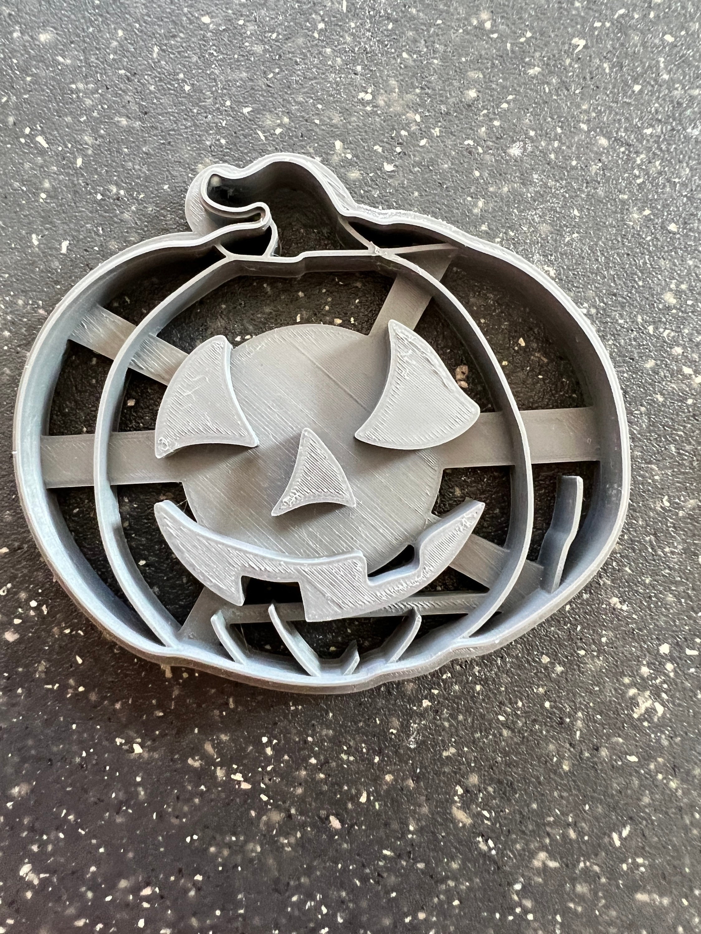 Halloween pumpkin cookie cutter / cookie stamp