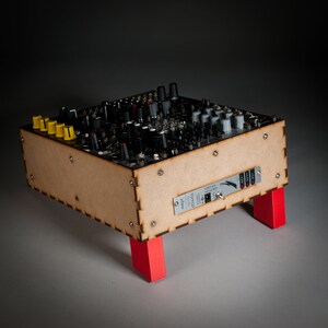 Skiffy 642: Skiff Style 6U/42HP Eurorack Case image 2