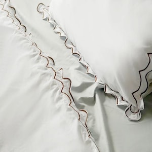 Double Scalloped Embroidery Duvet Cover Set 400 Thread Count White Cotton Sateen