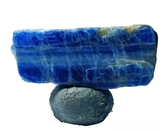 Superbe Pierre Kyanite Bleue Naturelle Du Népal, 1.08 Carats, Taille Brillant - Neuf Avec étui