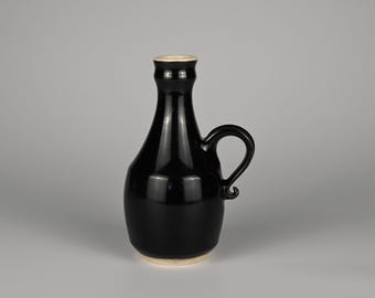 Handmade Ceramic Vase – Black and White Rim