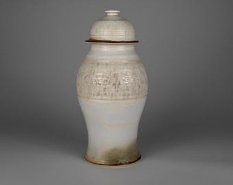 Handmade Large Ceramic Jar – Winter Wood