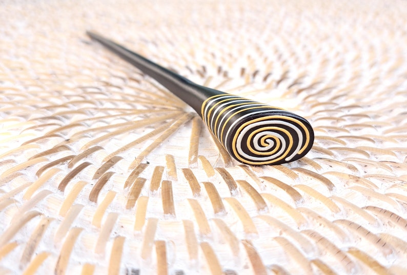 Spiral wooden hair stick image 3