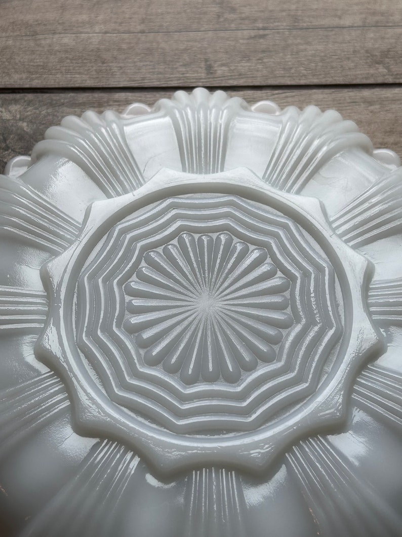 Vintage Anchor Hocking Fire King 10 Milk Glass Deviled Egg, Oyster