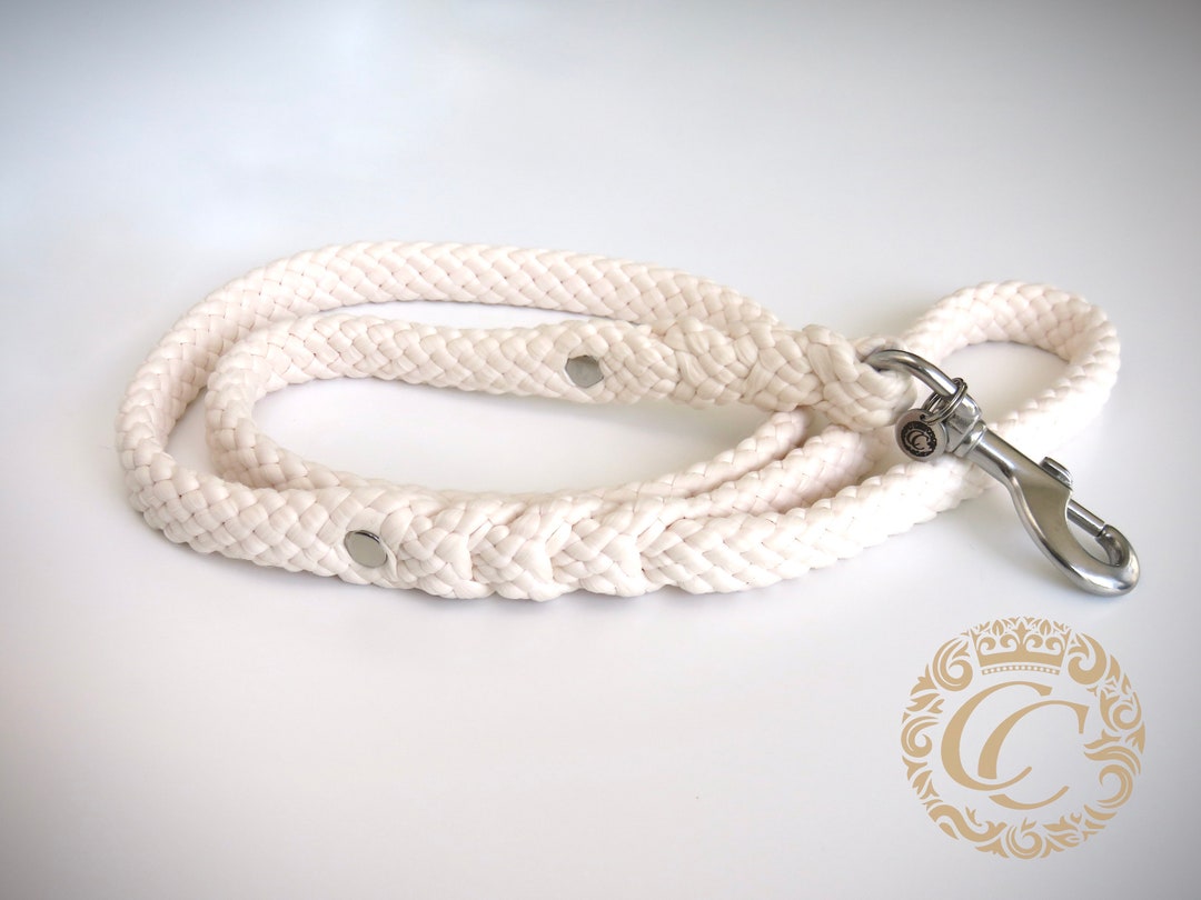 Dog Leash Milk White, Paracord Leash for Dogs, FLAT Cord Leash