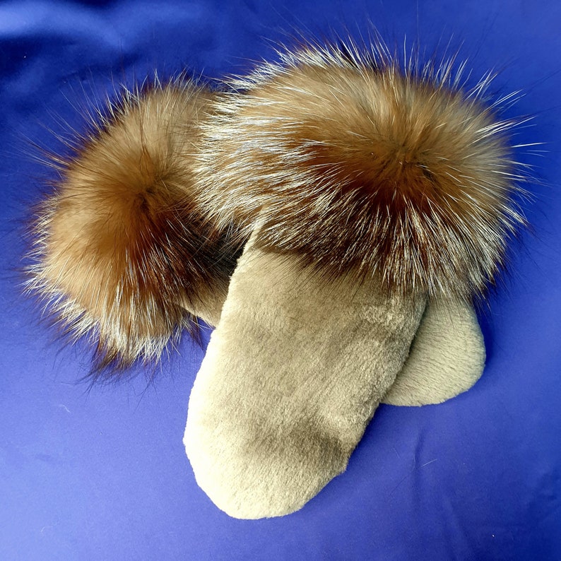 Mittens shorn beaver natural color silver fox fur cotton Mittens shorn beaver natural color silver fox fur cotton