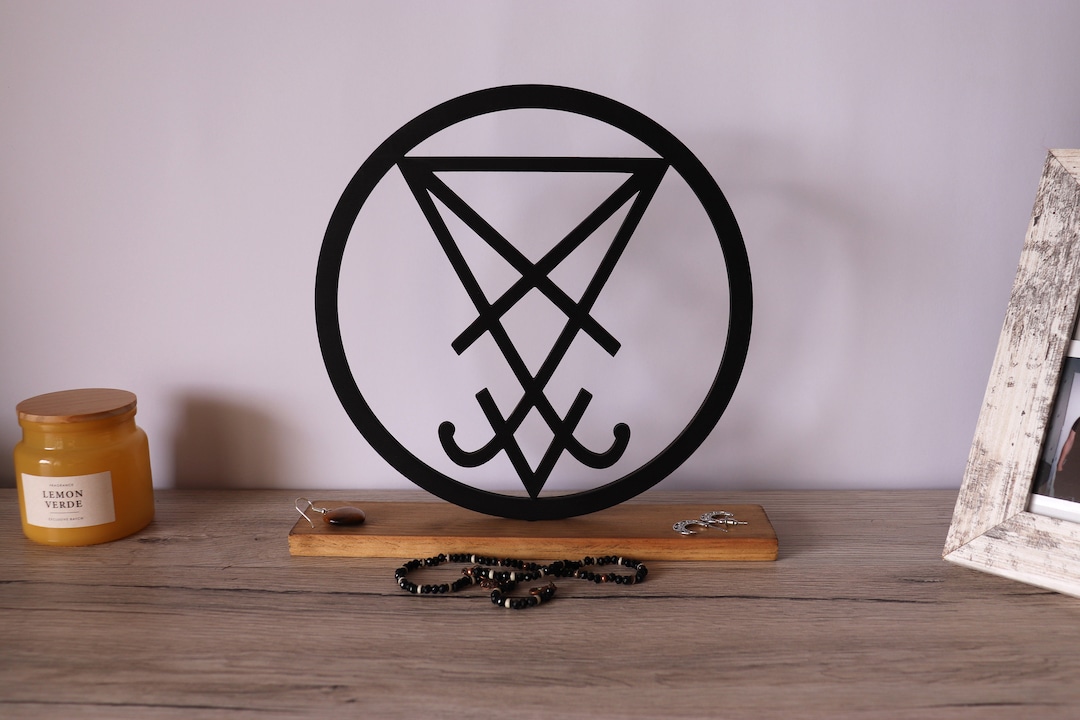 Freestanding Wooden Lucifer Sigil Wallhanging Seal of Satan Home Decor Oculistic Decoration