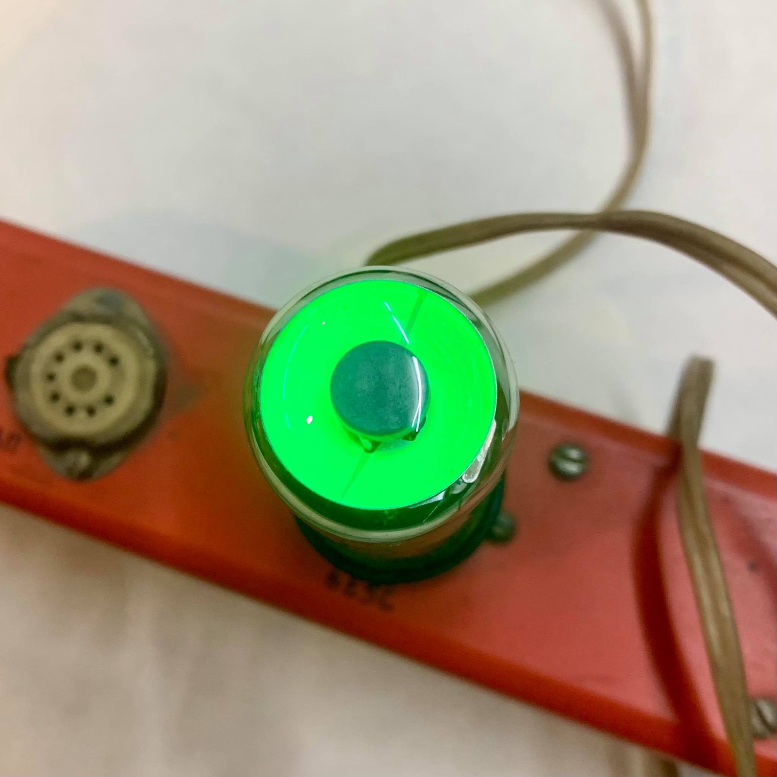 Magic Eye Tube 6E5C Soviet Tuning Indicator / Green Cat's Etsy