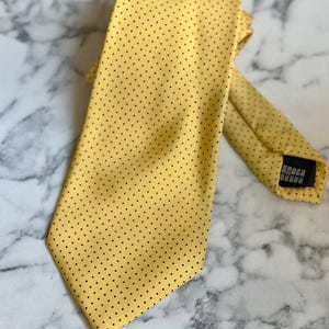 Gianni Vasari Pure Silk collectible tie Necktie Yellow Italy designers