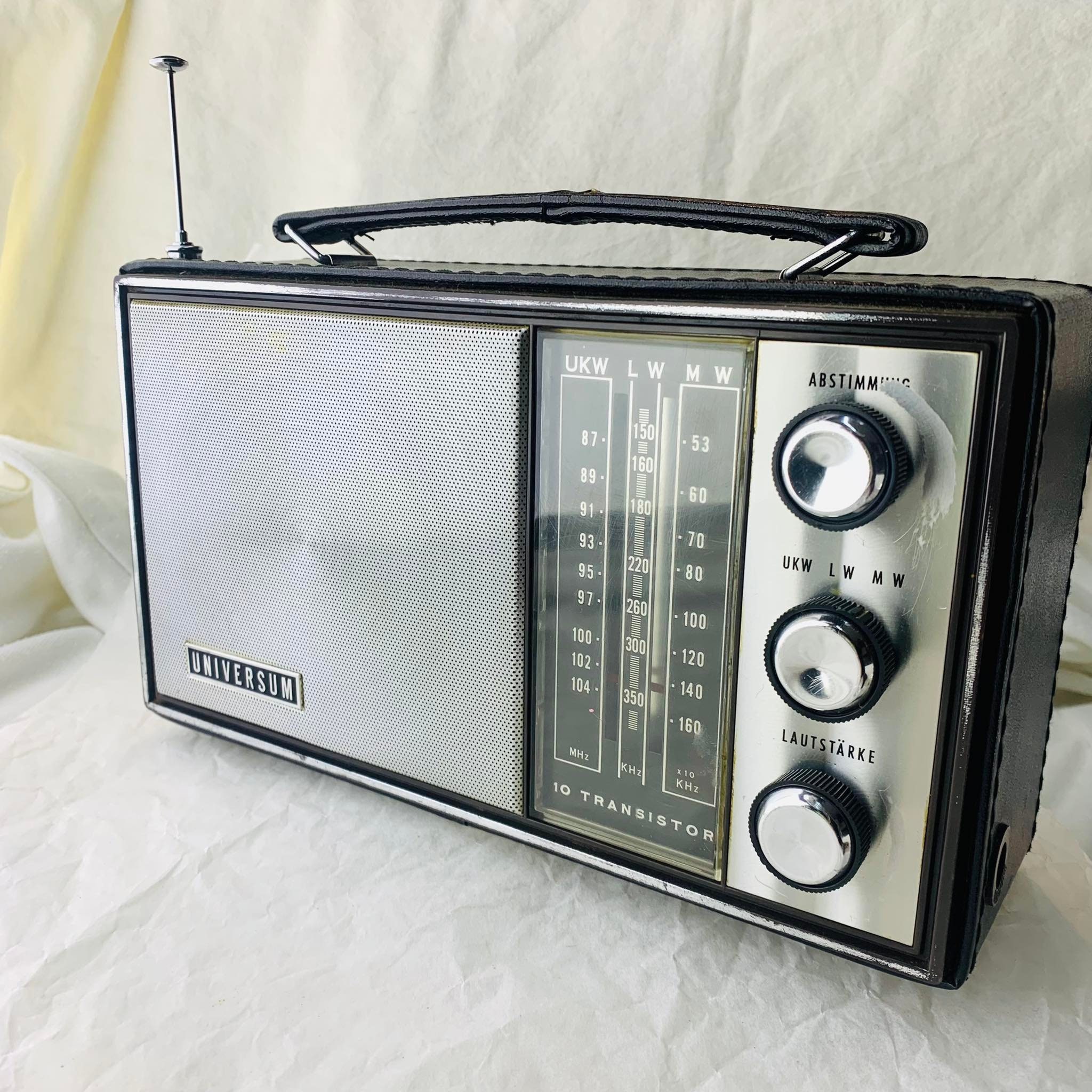 Universum 10 Transistors 1968 Vintage Radio / UKW-3 Radio / Collectible  Radio Leather Case/ Rare Portable Radio Germany / LW MW 