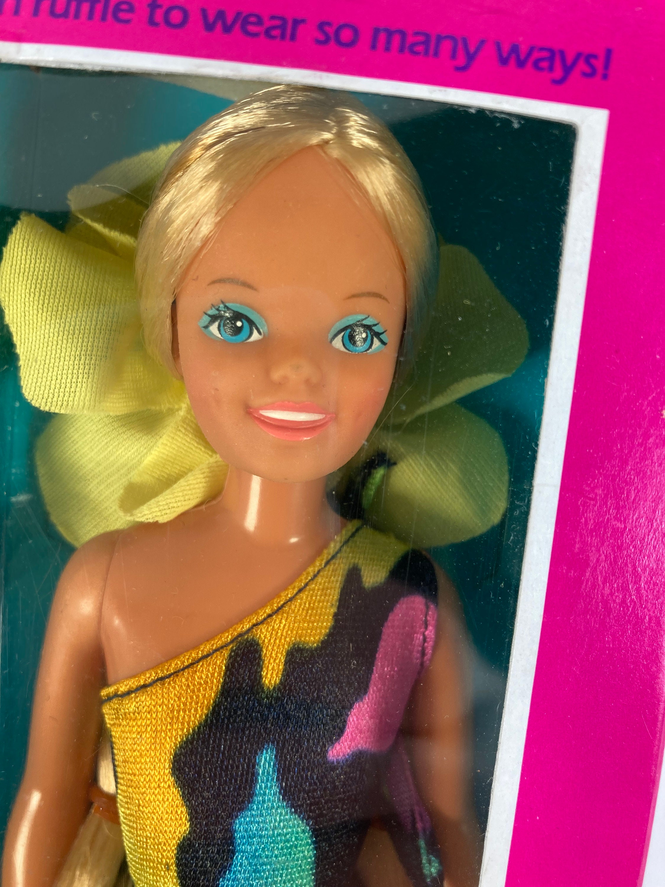 1985年ヴィンテージ Barbieバービー トロピカル　ハワイ　アンティーク 1985年ヴィンテージ Barbieバービー トロピカル ハワイ アンティーク