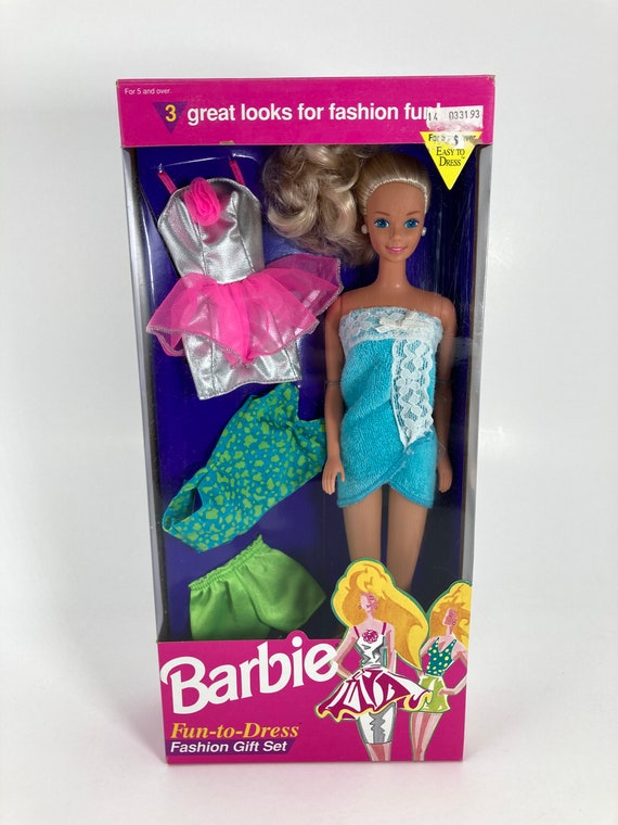 1992 Divertido vestir Barbie Set - Etsy México