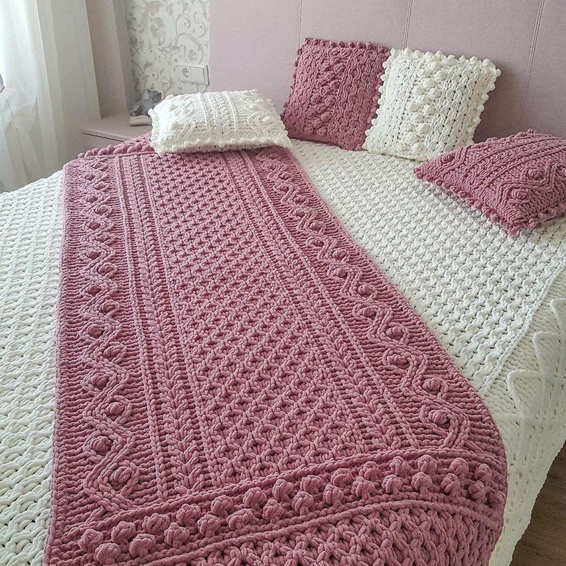 Cable knit blanket pattern. Patterns knit Bedspread. Bed ...