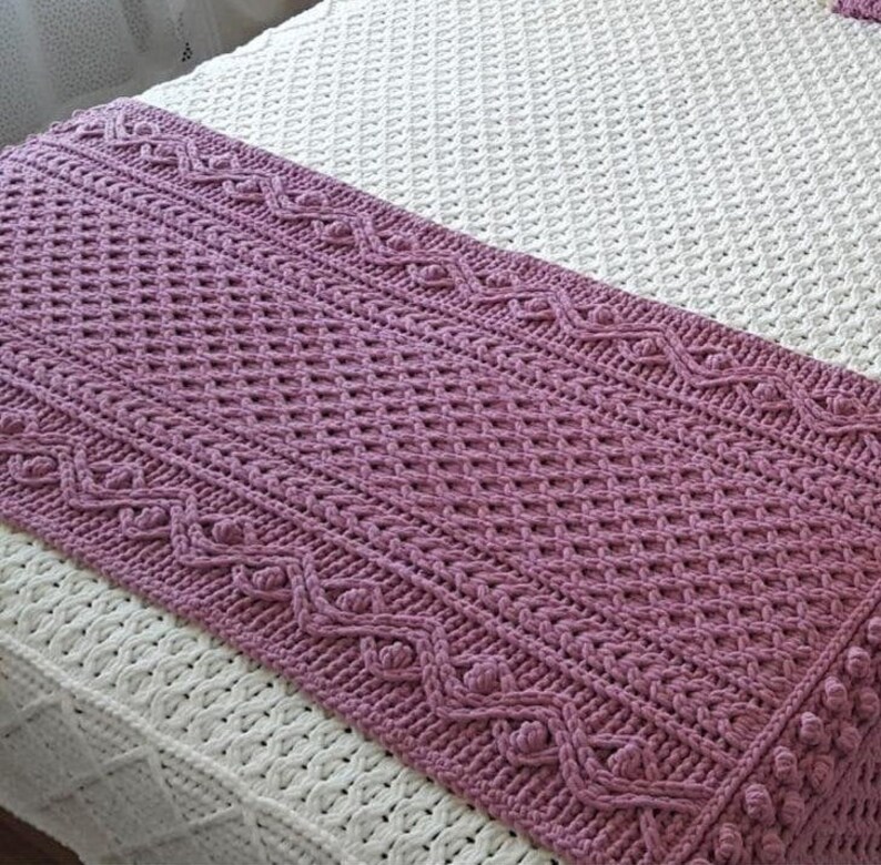 Cable knit blanket pattern. Patterns knit Bedspread. Bed Etsy