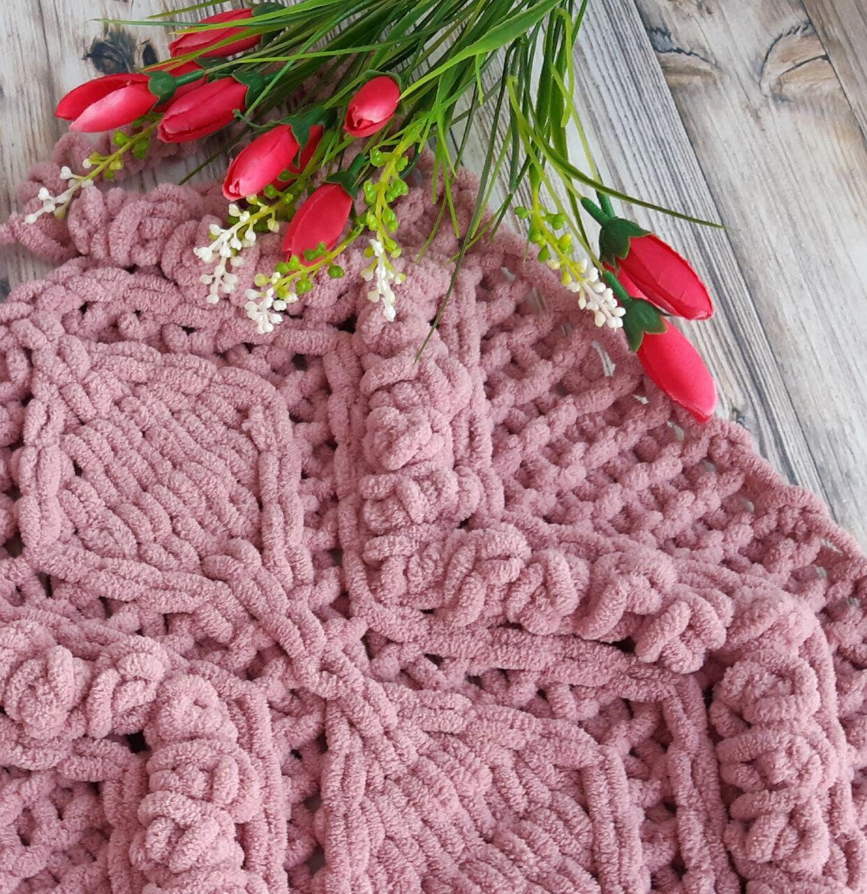Patterns for knitted blankets from yarn with loops Big loop Etsy