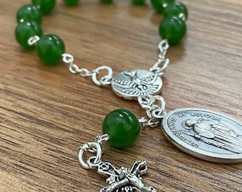 Rosario de jade verde hecho a mano: Coronilla de bolsillo de San Ignacio
