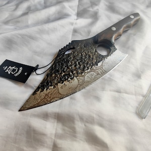 Artistry Forged in Steel: Cleaver Knife with Mexican Skull Engraving By Di&#39;Casteel