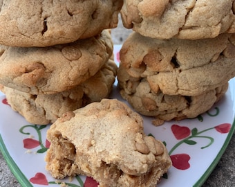 Giant Peanut Butter Chip Cookies