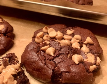Jumbo Chocolate Peanut Butter Cookie