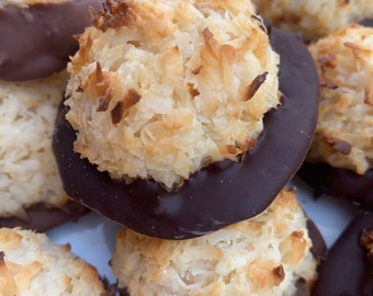 Coconut Macaroons Chocolate Dipped