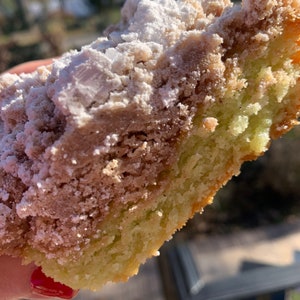 Pistachio Tons of Crumbs Cake