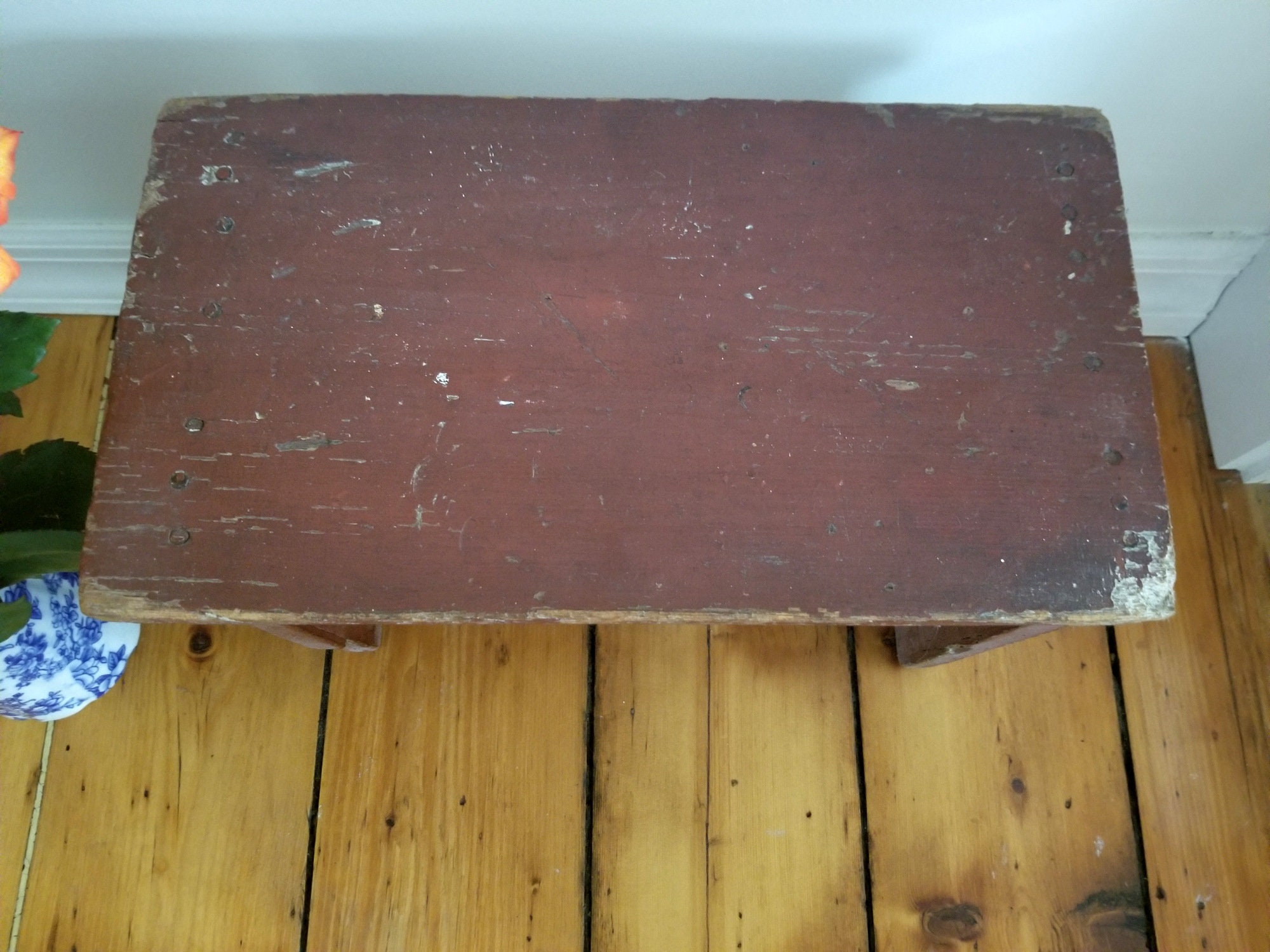 Rustikaler Hocker aus Rotem Holz Rustikaler Bauernhocker | Etsy