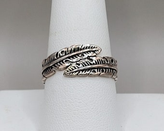 Sterling Feather Band Ring Sz 9