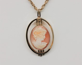 Art Deco Carved Shell Cameo Pendant & Necklace  18"