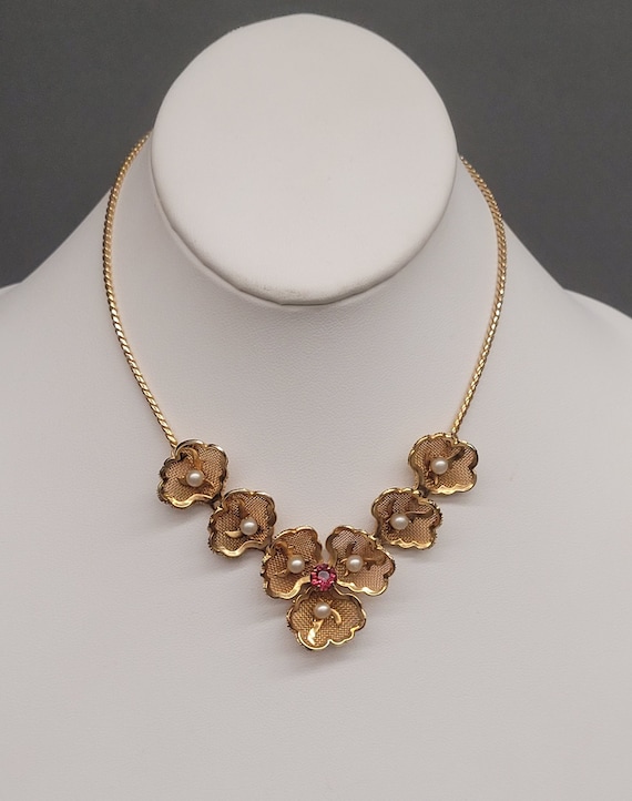 pansy gold tone necklace Gem