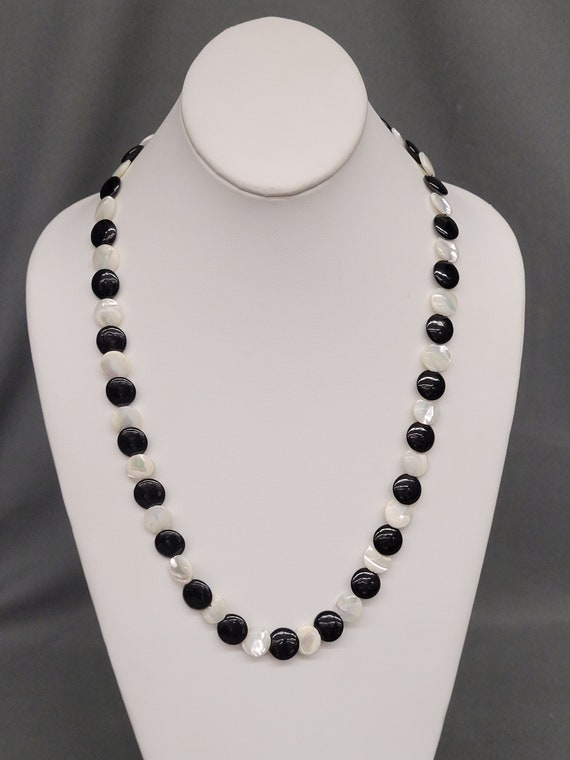 Vintage Mother Of Pearl & Black Bead Art Deco Nec… - image 3