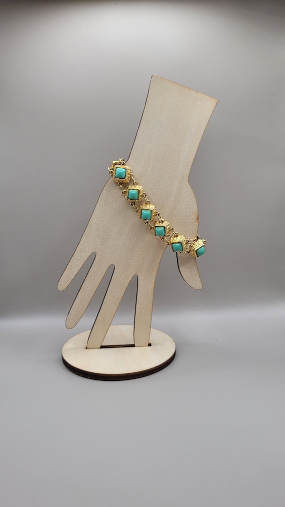 Vintage Gold Tone Turquois Color Link Bracelet