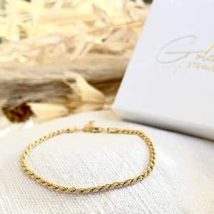 Delicate Bracelet Ladies * Twisted Optics * Gold Chain Bracelet * Sterling Silver Bracelet * dainty Twisted silver Bracelet * thin bracelet